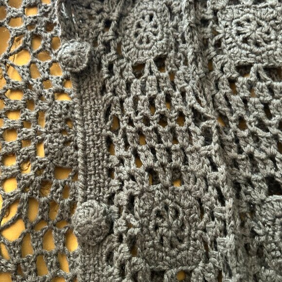 Vintage Venezia Crochet Hooded Cardigan in Army Green - Picture 5 of 7